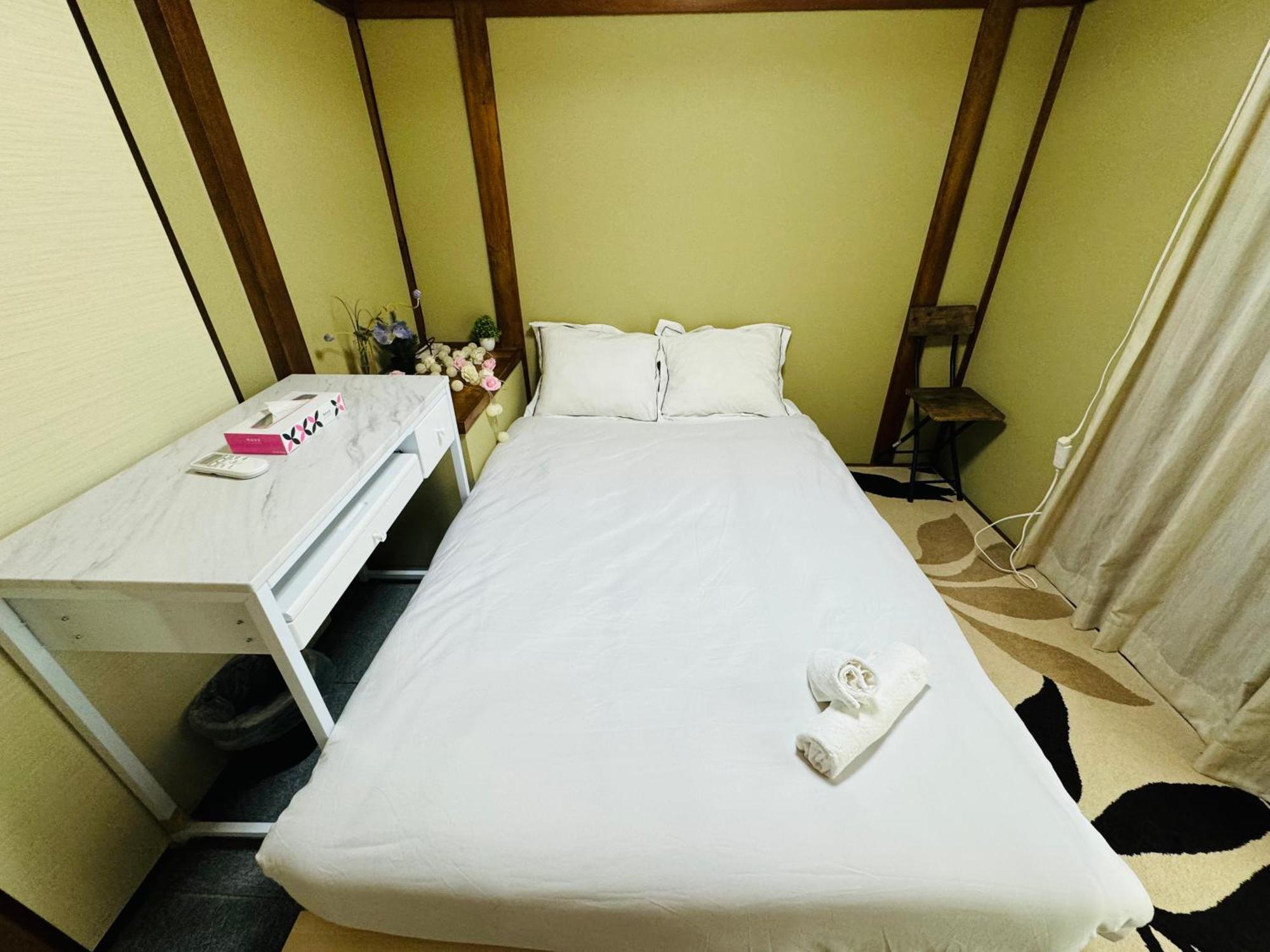 3 Bedrooms Entire House Apartment *